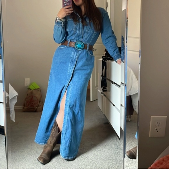 Universal Thread Women's Long Sleeve Denim
Maxi Shirtdress Size 2 - Picture 6 of 6